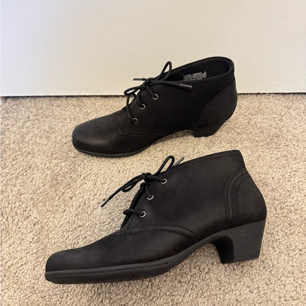 ROCKPORT Womens 7.5 Suede Leather Ankle Boots Booties Lace Up Block Heel - Picture 9 of 12